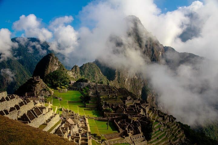 Essential Machu Picchu Full Day Tour