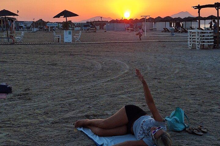 Pilates na praia Tigaki Kos