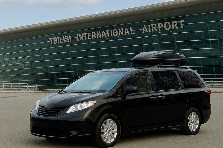 Lufthavnstransfer i Tbilisi - transfer til 6 pers.