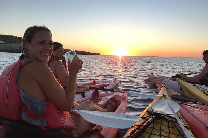 Caiaque ao pôr do sol Ibiza, Espanha