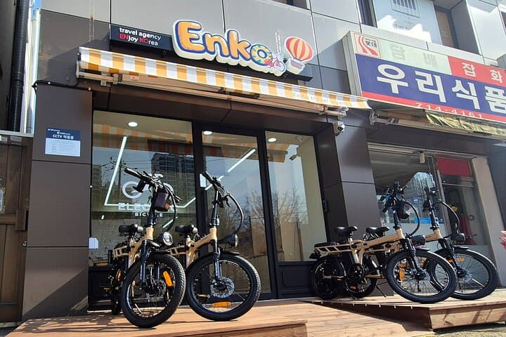 ENKO Electric Bike Ride on The Han River Bike Path in Seoul