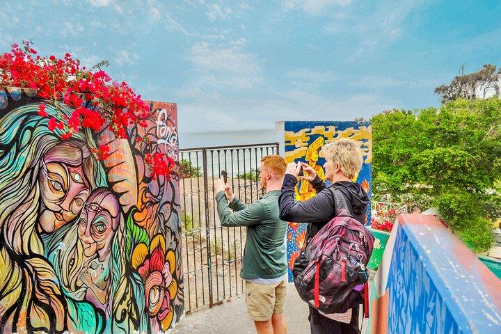 Experimenta la comida y el arte de Barranco