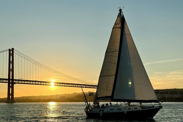 Best sailing tour in Lisbon