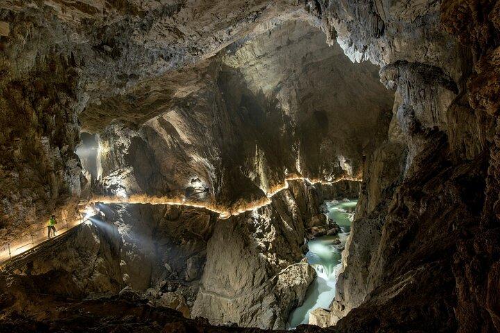 Lipica and Škocjan Caves Full Day Private Tour from Ljubljana