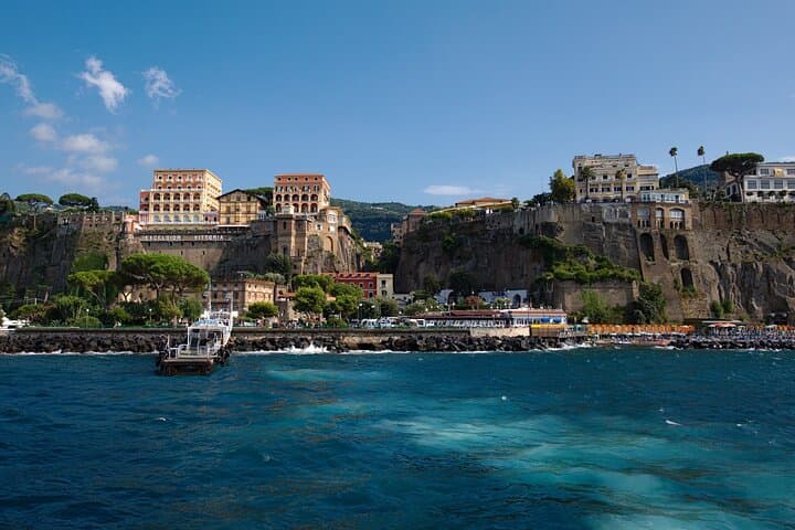 Amalfi and Positano Full-Day Cruise by Hydrofoil from Naples