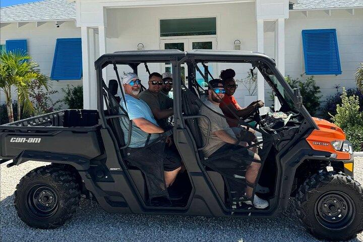Nassau Adventure: Jeep-verhuur met Bluetooth-luidspreker