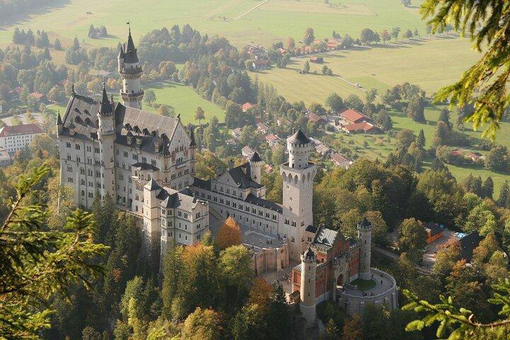 Tour Privado para Neuschwanstein e Linderhof, sem Filas e Almoço