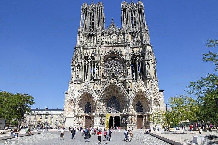 Champagne dagtrip vanuit Parijs – Reims & Epernay Privétour