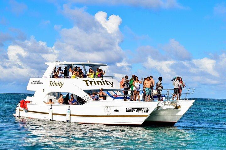 Exklusives Hip Hop Partyboot mit Open Bar Punta Cana