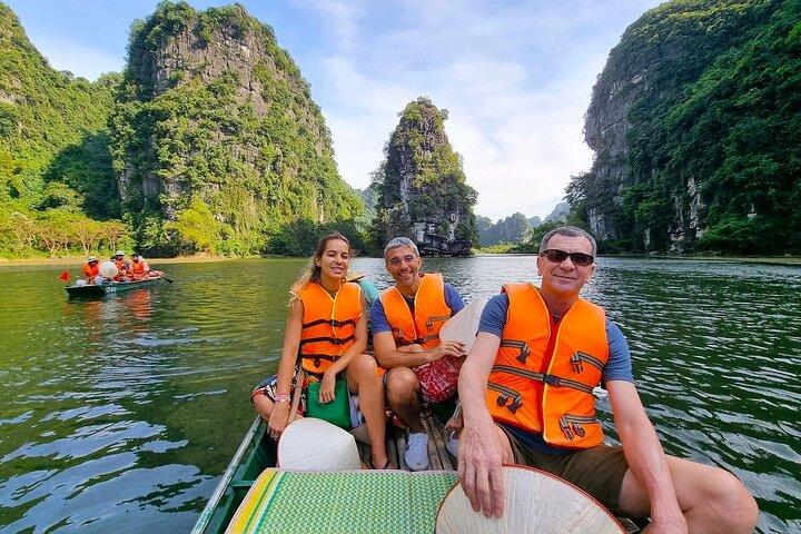 Hanoi: Private Tagestour Trang An, Bich Dong & Mua Höhlen erkunden