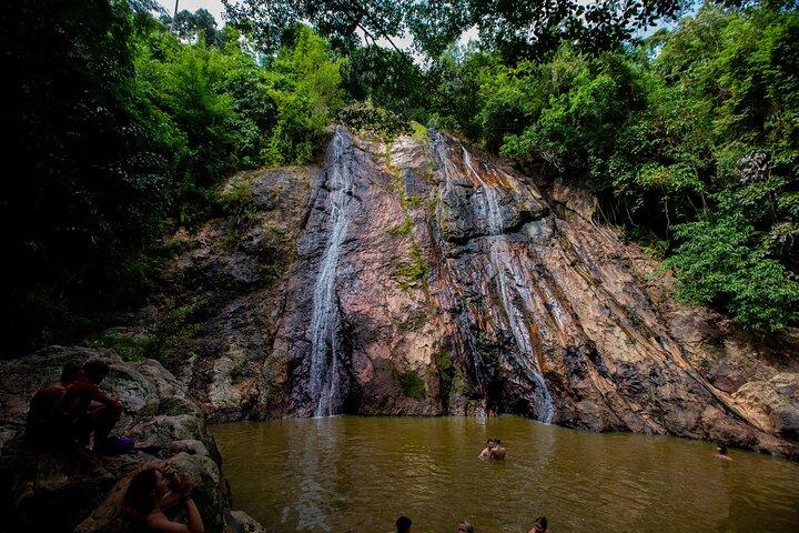 Eco-Friendly 4x4 Safari Jungle em Koh Samui com Cataratas