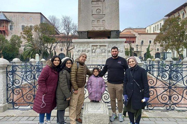 Private Istanbul Tour With Comfortable Vans During 8 Hours