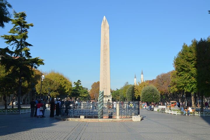 Istanbul Landmarks: Hagia Sophia, Blue Mosque & Basilica Cistern