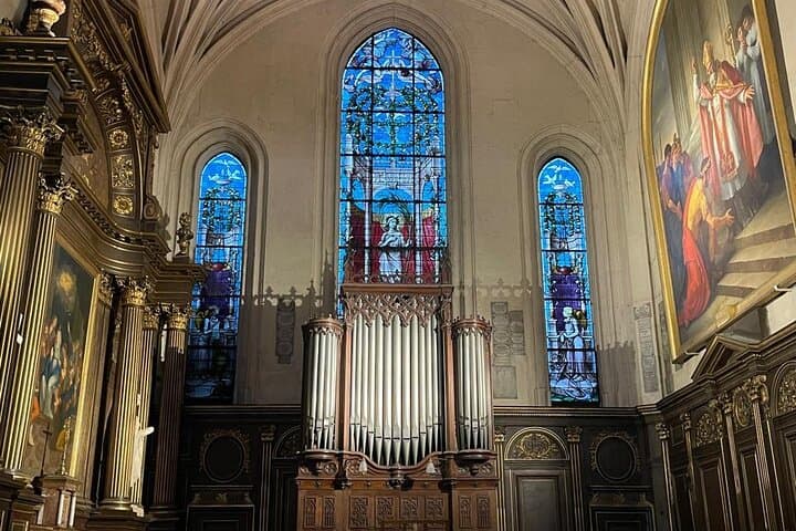 Marais Highlights, Place Vosges with Victor Hugo & Bakery Tour