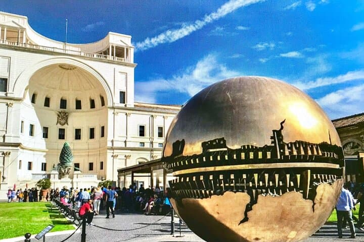 Guided Tour Sistine Chapel & Vatican Museums Skip the Line entry