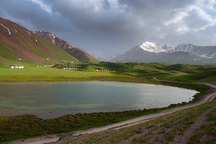 Campo Base del picco Lenin e lago Tulpar in 2 giorni