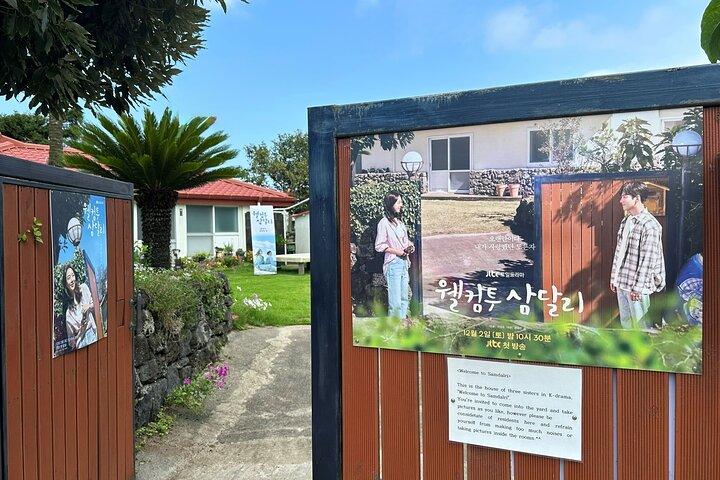 Jeju BTS & K-drama Fãs Small Group Tour incl. Snoopy Garden