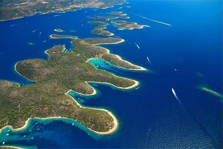 Tour Pakleni Islands Express Natación y música