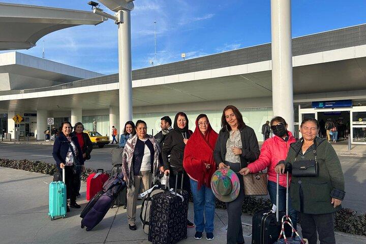 Trasporto comodo e sicuro dall'hotel all'aeroporto di Oaxaca.