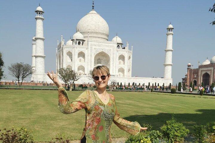 De Delhi: Same Day Agra Trip - Explore o Taj Mahal e o Forte de Agra