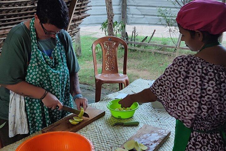Cook Authentic Sri Lankan Dishes with a Local Family in Nilaveli