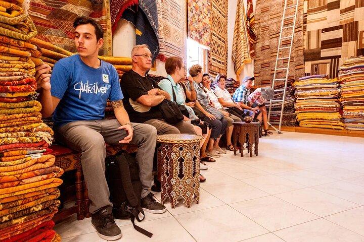 Descubre Tangier Souk Compra como los locales