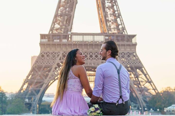 Photo shoot in Paris – Eiffel Tower - 30 min - 15 photos