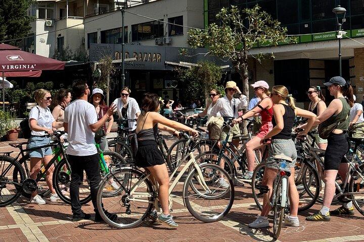 Fahrrad oder E - Fahrrad Selbstgeführte Tour & Verleih von Old Bazar