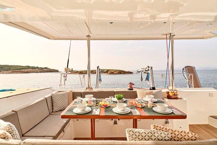 Heraklion : crociera in catamarano Dia con pranzo in cima - 50 chef greci