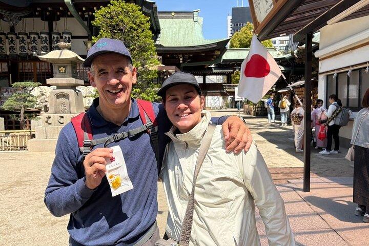 5-Hour Osaka Bike Tour to the Neighborhood of Osaka Castle