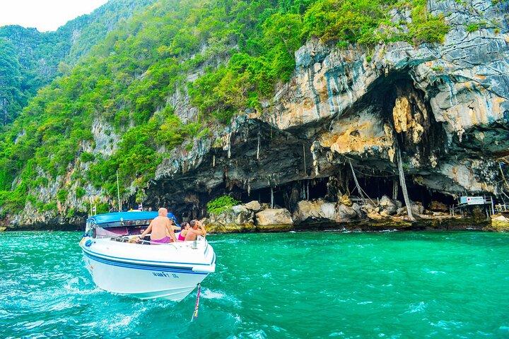 Phi Phi Inseln Speedboat Tour mit Schnorcheln und Sunset Swim