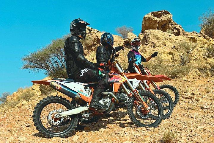 ドバイのダートバイクレンタル オフロードアドベンチャーが復活
