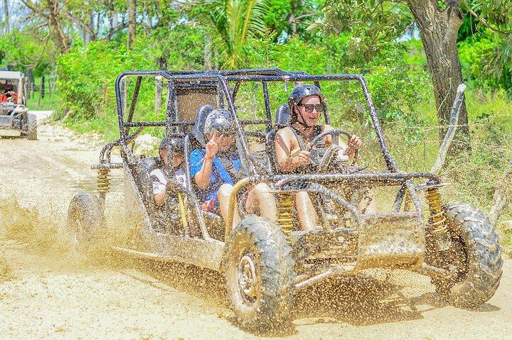 Tour de Aventura Buggy! Visite a praia de Macau e a caverna do rio