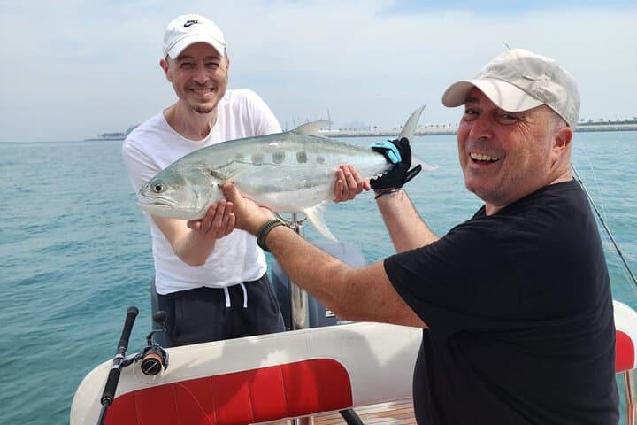 Dubai Private Deep Sea Fishing Adventure with Meal
