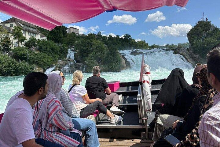 Tour en coche privado de Zúrich a Neuhausen