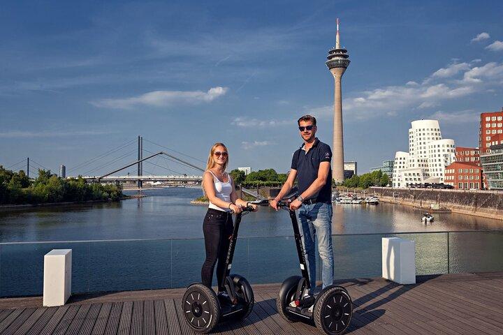 Düsseldorf Segway Tour: Classical City Experience