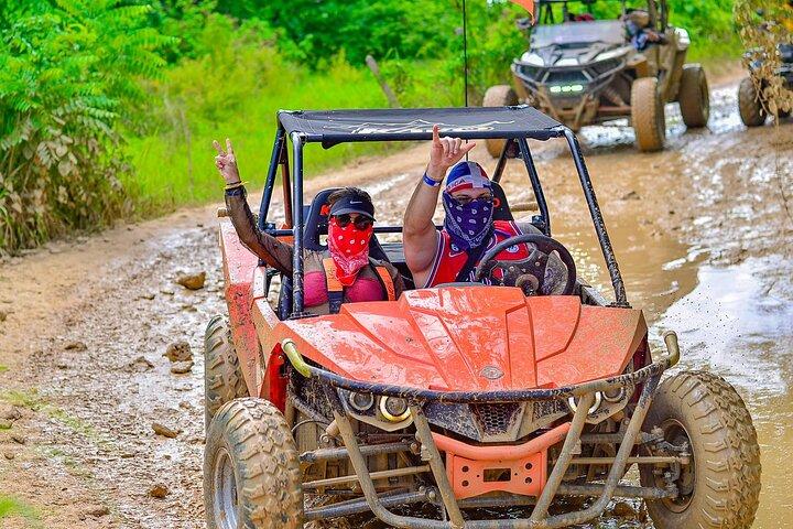 Punta Cana Buggy Adventure Playa Macao e Duna com Safari.