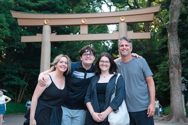 Tokyo Morning Tour : Meiji Shrine, Asakusa and Fish Market