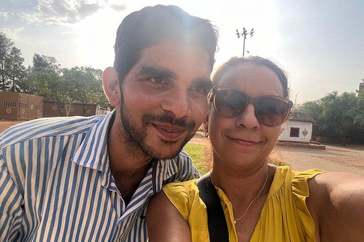 Tour in moto di un'intera giornata a Jaipur per viaggiatrici sole
