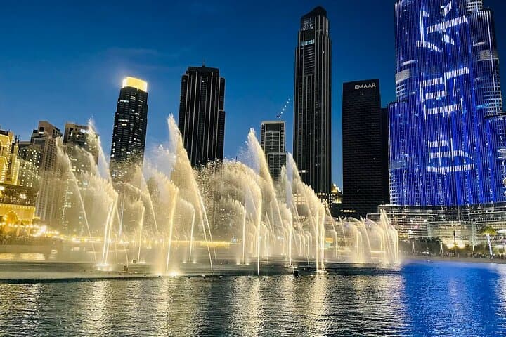 Dubai Burj Khalifa Sunset View at the Top with Fountain Show
