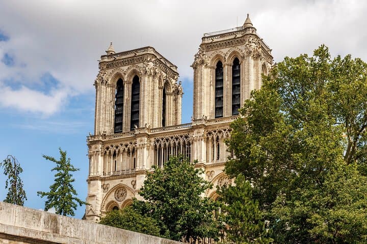 Notre-Dame Tour with Access to the Cathedral