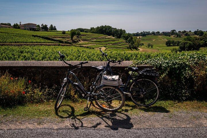 Saint Emilion vin tur med E-bike- Bordeaux Pick up og drop af