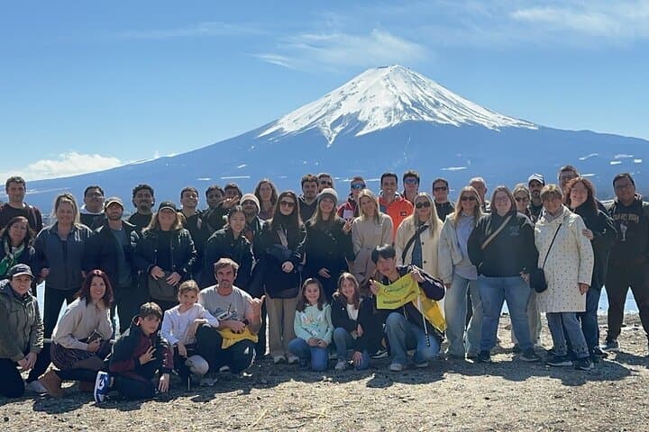 From Tokyo: Top 5 Scenic Spots of Mount Fuji Full-Day Tour
