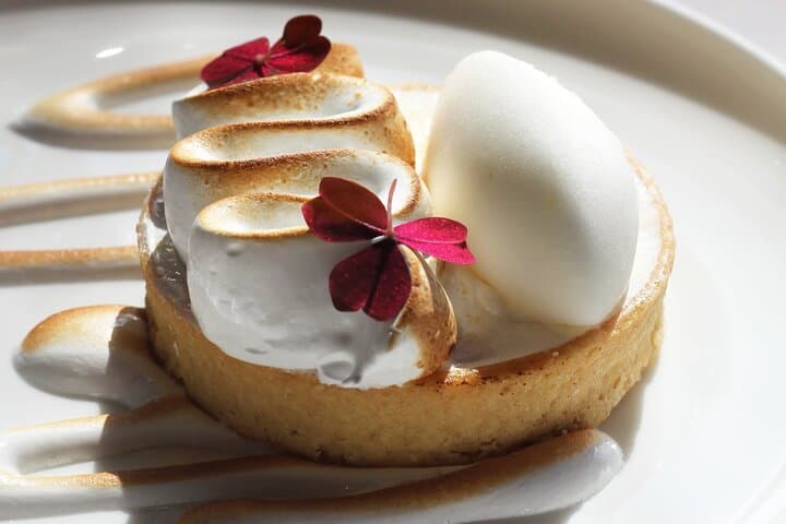 Paris Late Lunch at Eiffel Tower's Madame Brasserie Restaurant