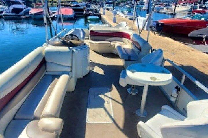 4-timers Pontoon Cruise Tour i Lake Tahoe (12 gæster)