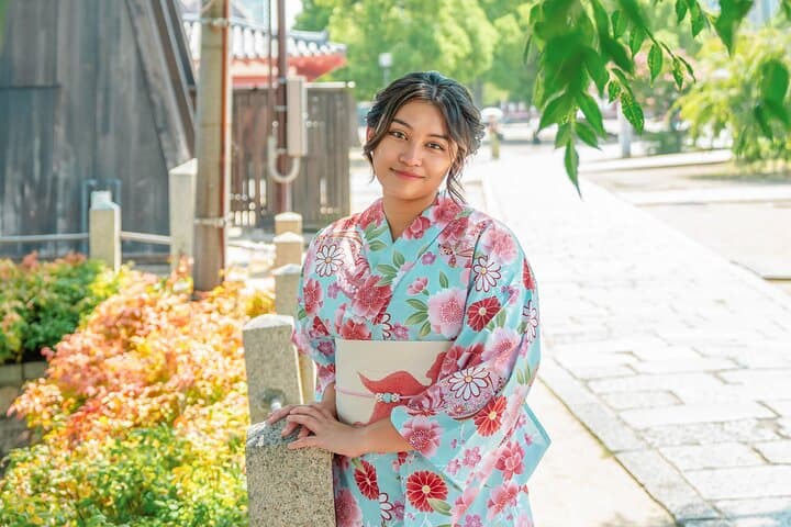 1-Day Kimono/Yukata Experience in Osaka – Enjoy Day & Night