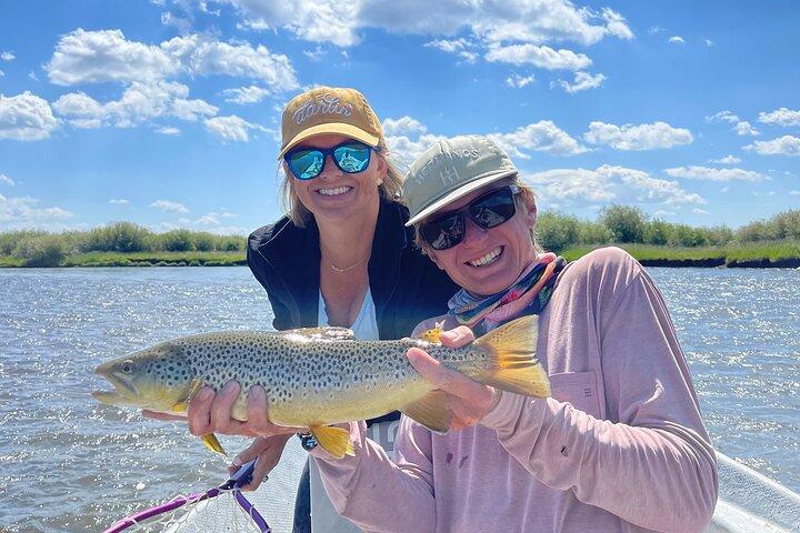Excursión guiada de día completo de pesca con mosca desde Jackson Hole