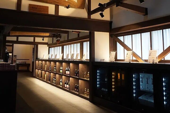 Kyoto Fushimi Sake Private Tour ~Custom-made Tour~