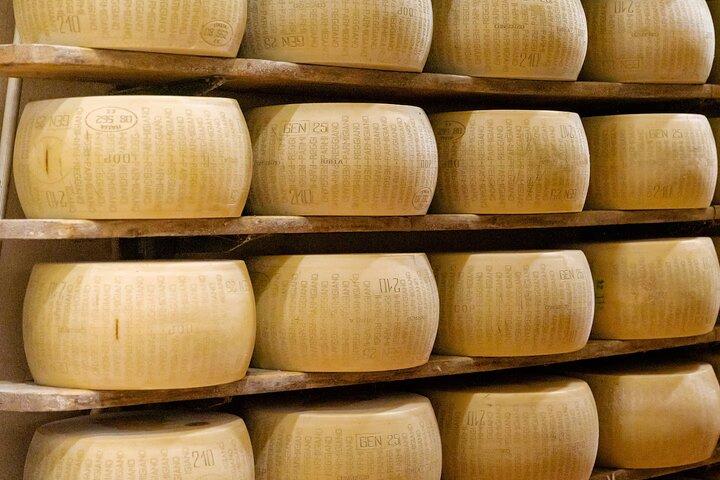 Viaggio culinario Parmigiano Reggiano e Tortelli Cooking Class