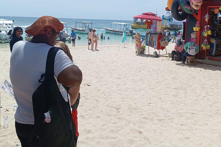 Roatan private Monkey Sloth Park Schokolade Rum & West Bay Beach